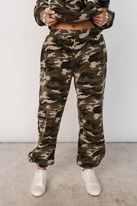 Ampersand Avenue Camo Lace Joggers (bottom only)