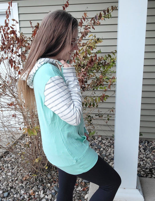 Ampersand Avenue Halfzip Hoodie - Mint to Last